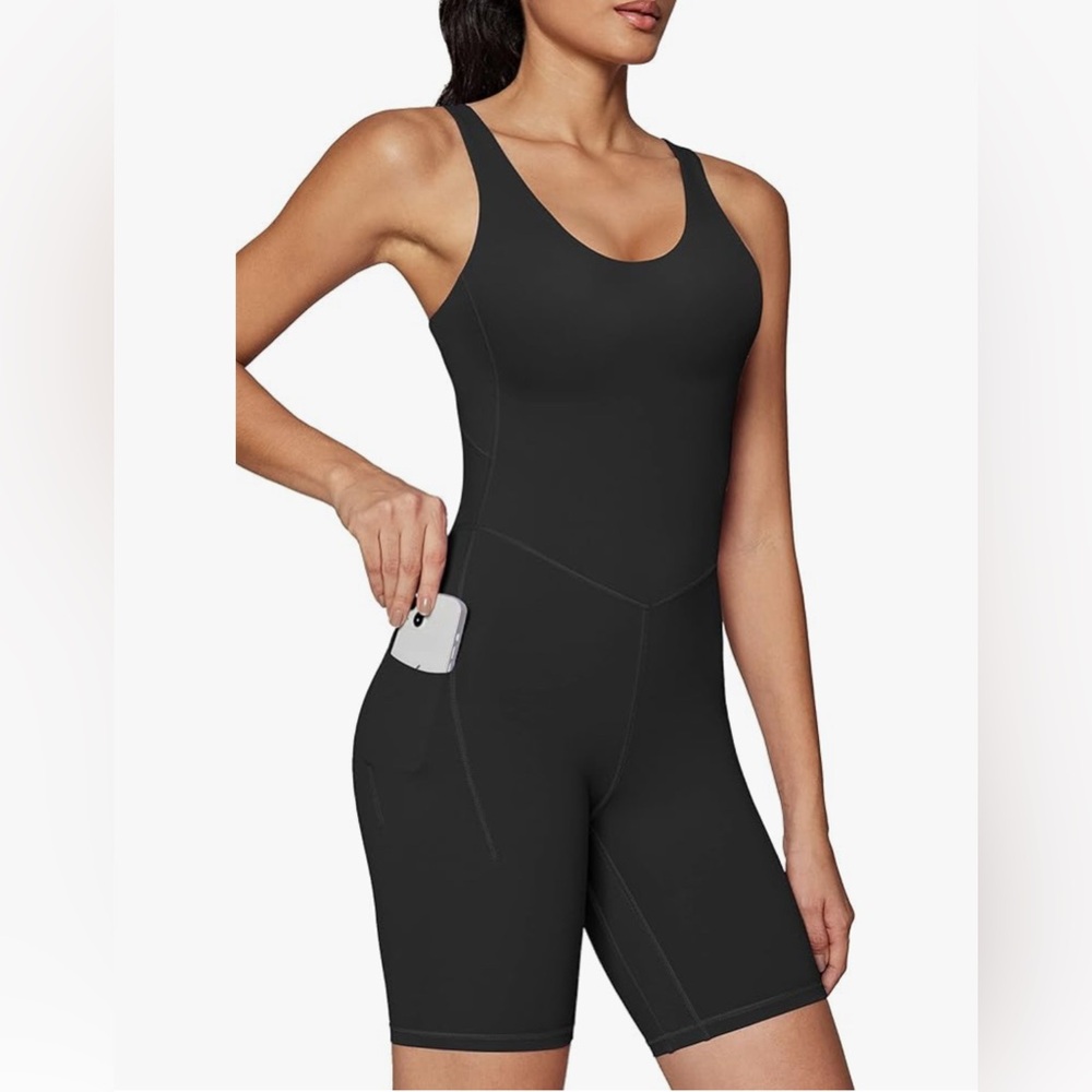 IUGA One Piece Workout Athletic Onesie‎ Romper Built-in Bra with Pockets Size XL